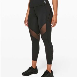 Lululemon X Barry’s | Stronger as One Tight 25"